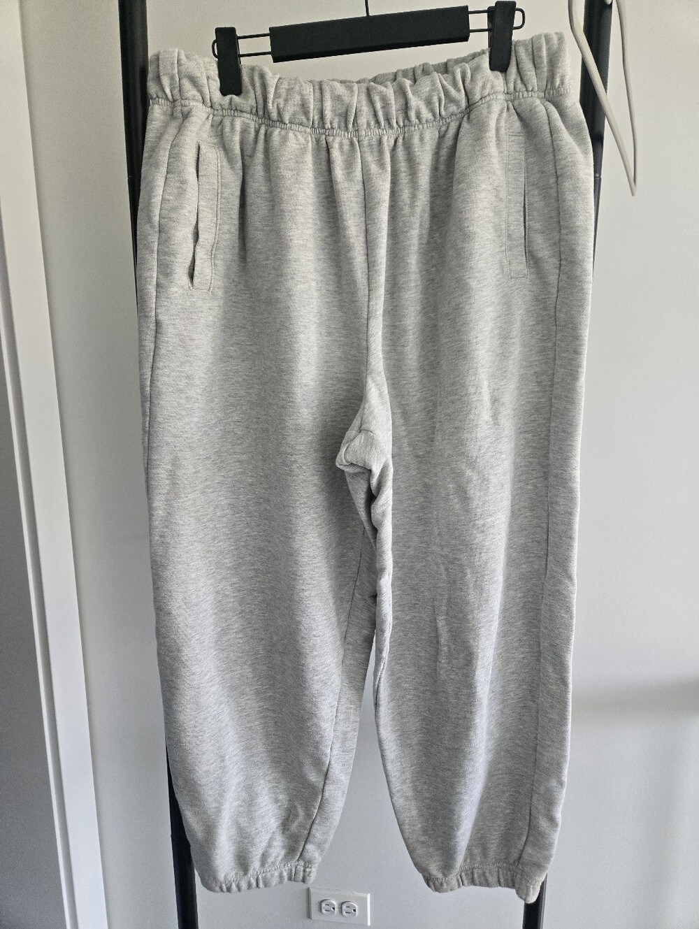 Aerie Light Gray Fleece Jogger Sweatpants Size Large Women